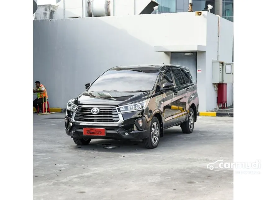 2022 Toyota Kijang Innova V MPV