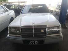 1993 Mercedes-Benz 200E 2.0 Sedan