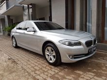 BMW 528i Executive Tahun 2012 Warna Silver Twin Turbo