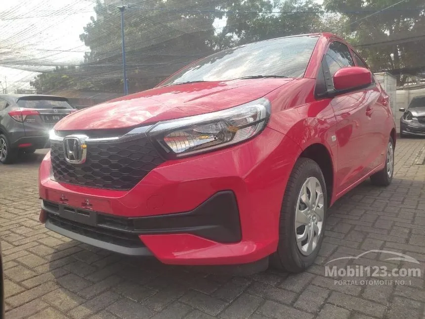 Jual Mobil Honda Brio 2024 S Satya 1.2 di Jawa Timur Manual Hatchback Merah Rp 172.000.000