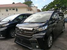 Toyota Vellfire 2.5 Z Golden Eyes SUNROOF