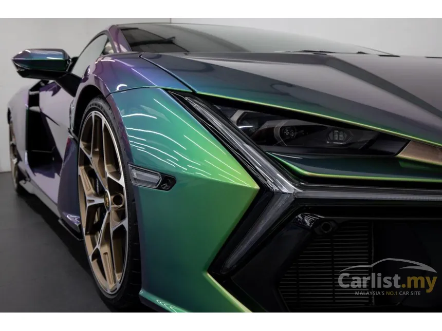 2025 Lamborghini Revuelto Coupe
