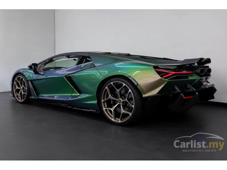 2025 Lamborghini Revuelto Coupe