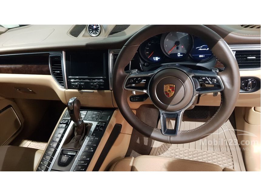 2016 Porsche Macan S SUV