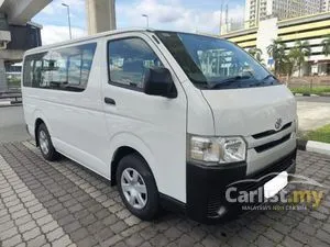 2015 Toyota Hiace 2.5 Window Van Van