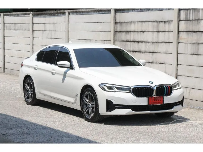 2022 BMW 530e Elite Sedan