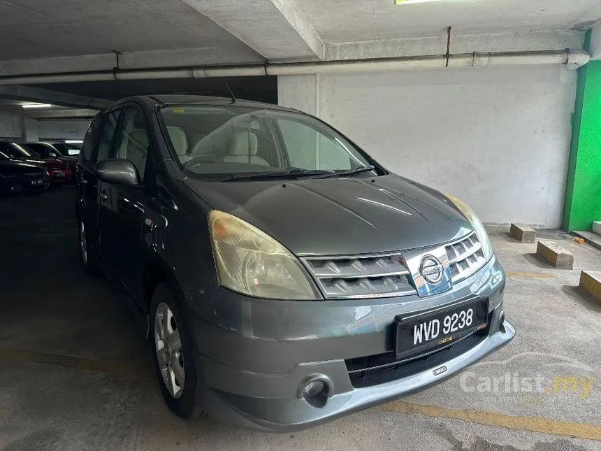 2011 Nissan Grand Livina Comfort MPV