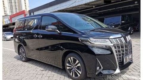 Toyota Alphard Bekas 2020, Baru Jalan 200 KM Harga Anjlok Ratusan Juta