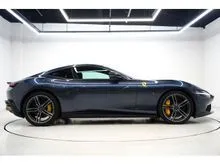 Unreg 2022 Ferrari Roma. Japan spec.