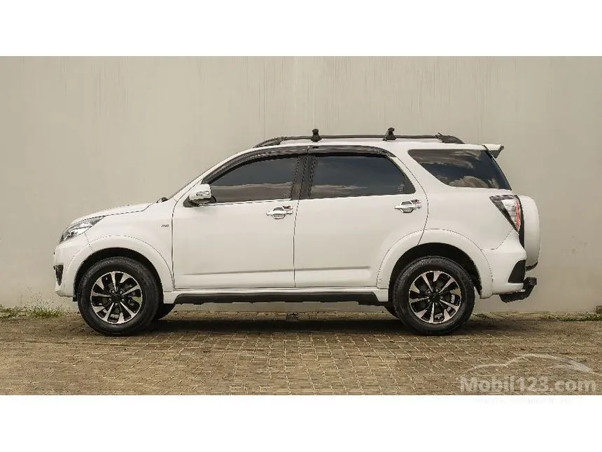 2017 Daihatsu Terios R SUV