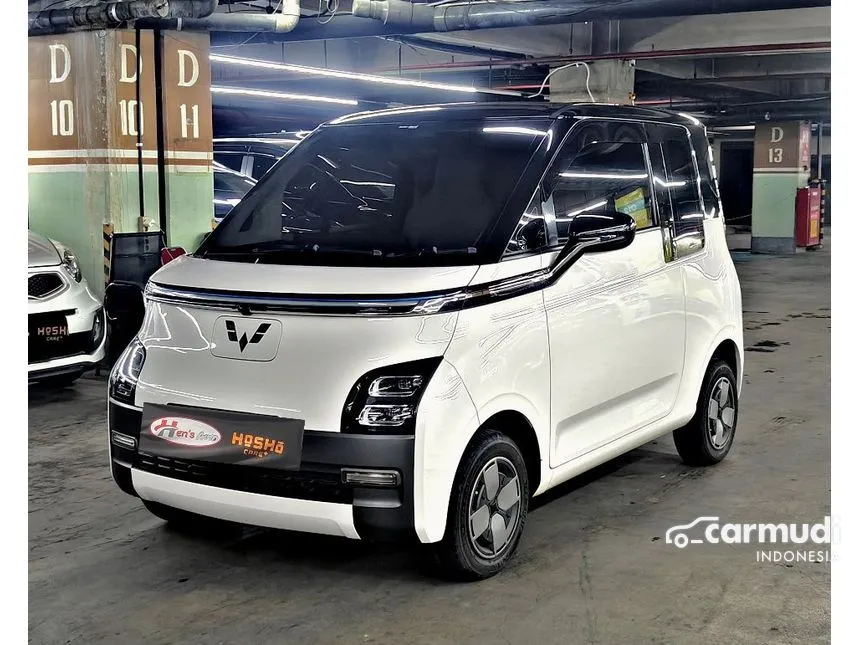 2023 Wuling Air EV Long Range + Charging Pile Hatchback