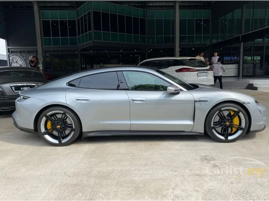 2021 Porsche Taycan Turbo S Sedan