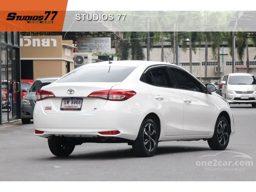 2020 Toyota Yaris Ativ E Sedan