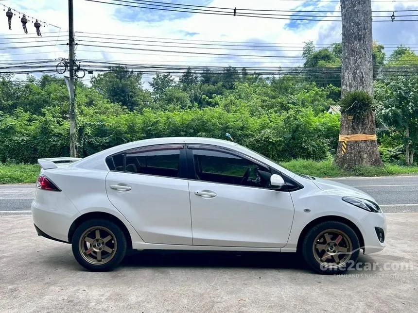 2011 Mazda 2 Elegance Groove Sedan
