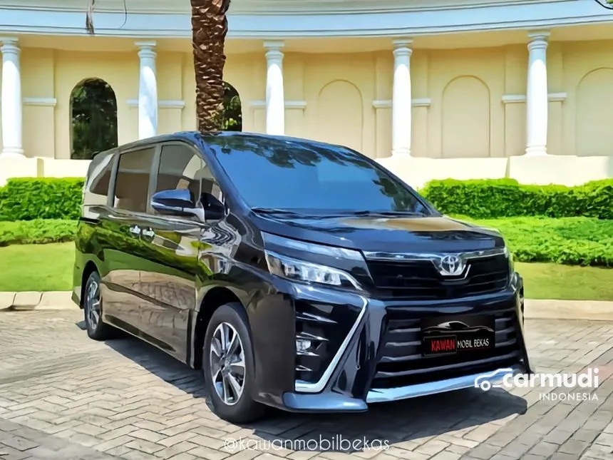 2018 Toyota Voxy Wagon