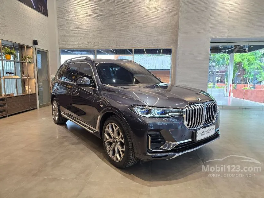 2020 BMW X7 xDrive40i Pure Excellence Wagon