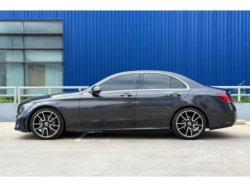 2020 Mercedes-Benz C220 d AMG Dynamic Sedan