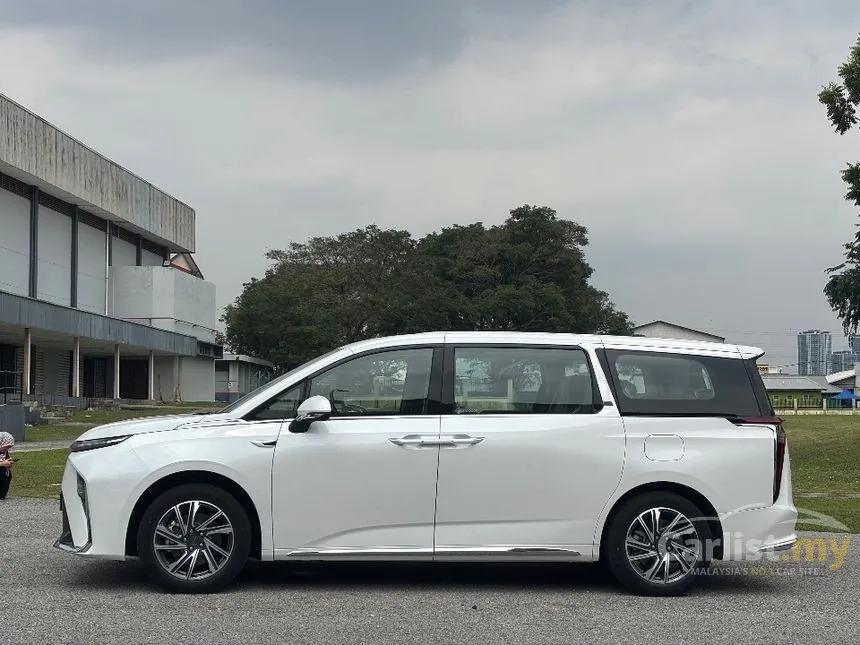 2025 Maxus MIFA 9 Premium MPV