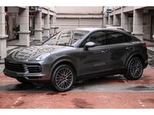 2019 Porsche Cayenne Coupe 3.0 5SEATERS, LOADED OPTIONS - SPORT CHRONO,ELECTRIC SEATS, PANAROMIC ROOF, PDLS, LOW MILEAGE, LIKE NEW.