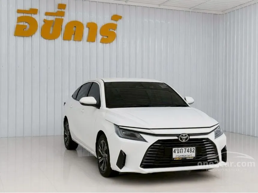 2023 Toyota Yaris Ativ Smart Sedan