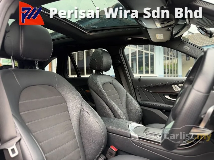 2021 Mercedes-Benz GLC300 4MATIC AMG Line SUV
