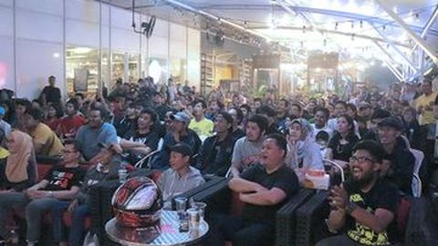 Kemenangan Dovizioso Mengejutkan Ratusan Fans MotoGP