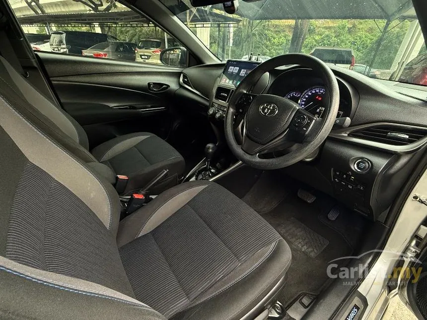 2022 Toyota Yaris E Hatchback