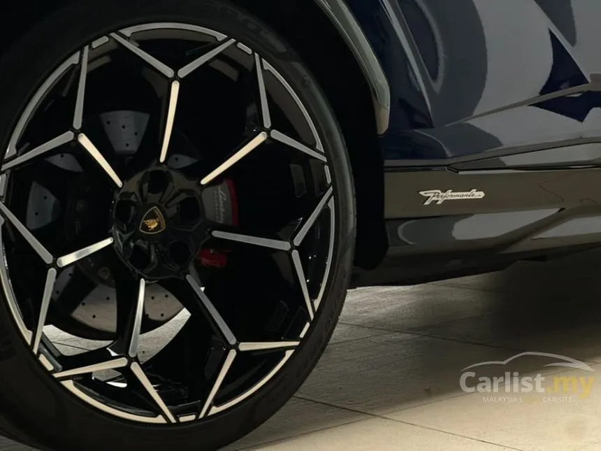2023 Lamborghini Urus Performante SUV