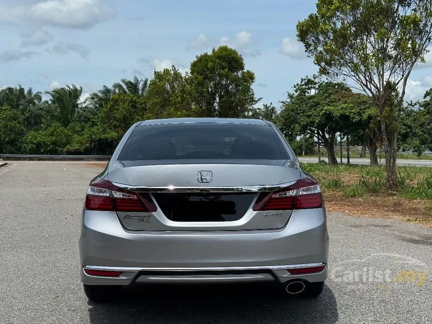 2018 Honda Accord VTi-L Sedan