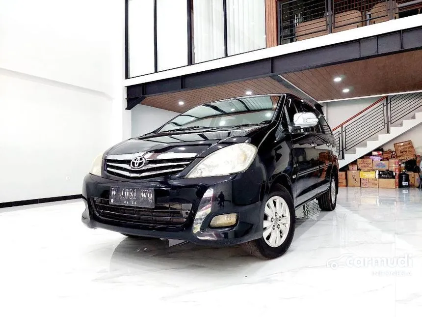 2011 Toyota Kijang Innova V MPV