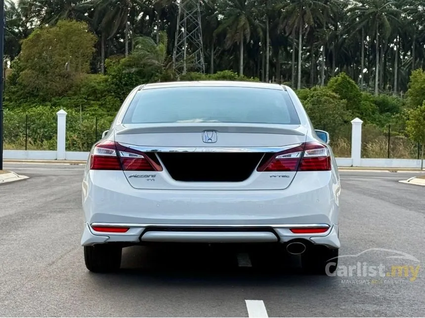 2016 Honda Accord VTi-L Sedan