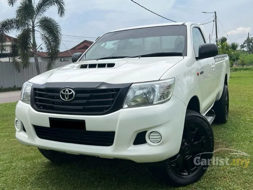 2015 Toyota Hilux Single Cab Pickup