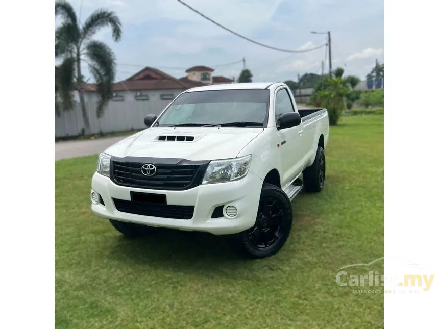 2015 Toyota Hilux Single Cab Pickup
