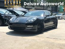 2010 Porsche Panamera 4.8 4S Hatchback