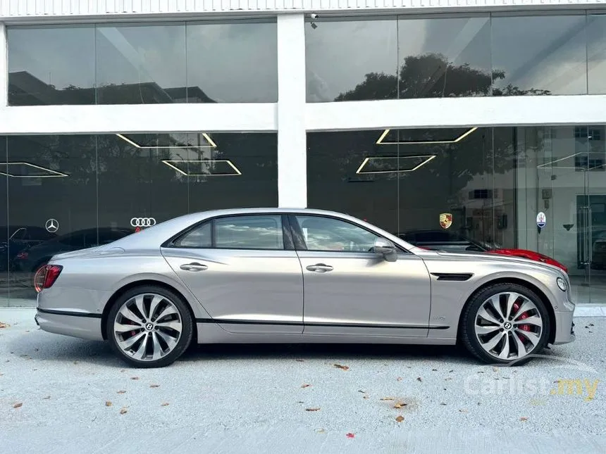 2020 Bentley Flying Spur W12 Sedan