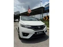 2016 Honda Jazz 1.5 V Hatchback