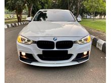 2015 BMW 328i 2.0 Sport White On Red ( Rare Items )(Bebas Banjir)