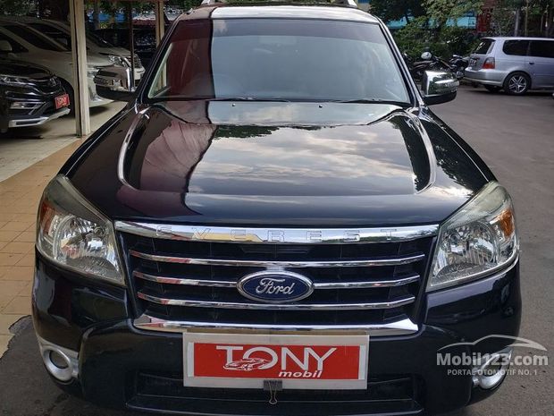 Ford Everest Mobil bekas dijual di Dki-jakarta Indonesia Ford Everest Mobil bekas dijual di Dki-jakarta Indonesia