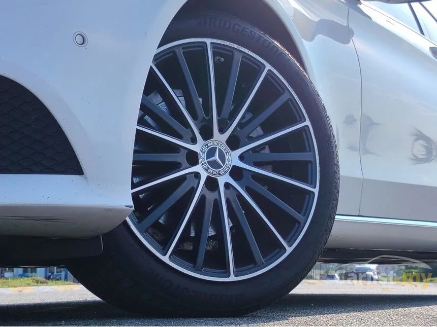 2019 Mercedes-Benz C200 Avantgarde Sedan