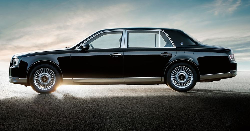 Toyota century v8