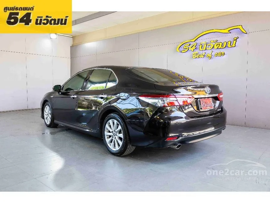 2019 Toyota CAMRY Hybrid Premium Sedan