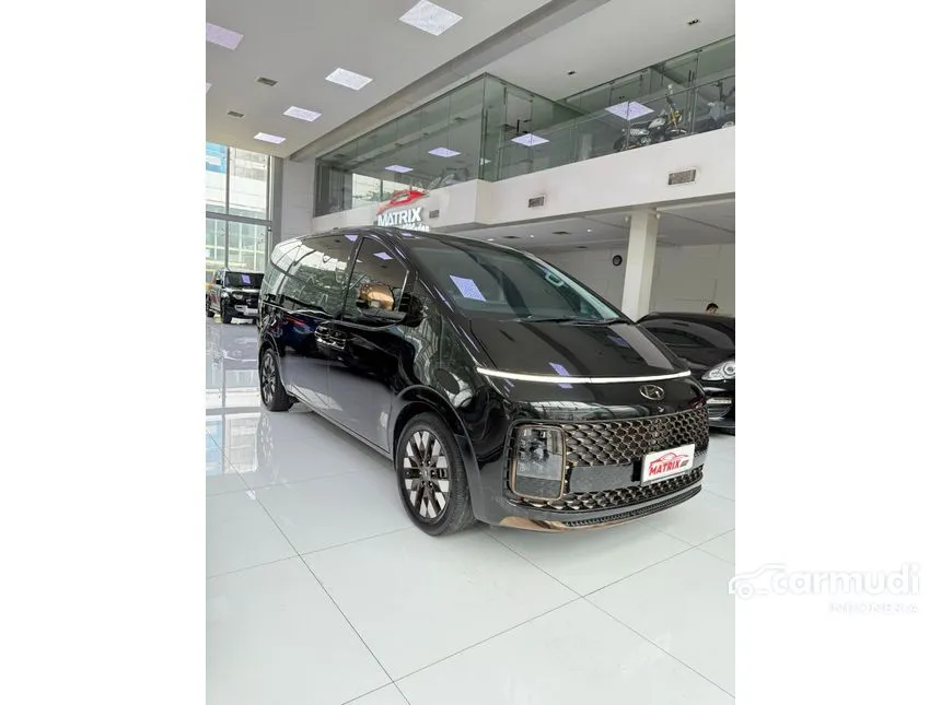 2022 Hyundai Staria Signature 9 MPV