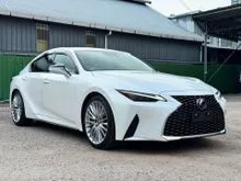2023 Lexus IS 300 2.0 Version L 5A [3LED/BROWN LEATHER/SEAT VENTILATION/4CAM/BSM]