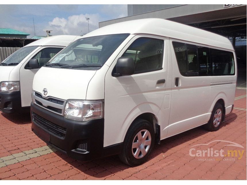 toyota hiace 2013 price