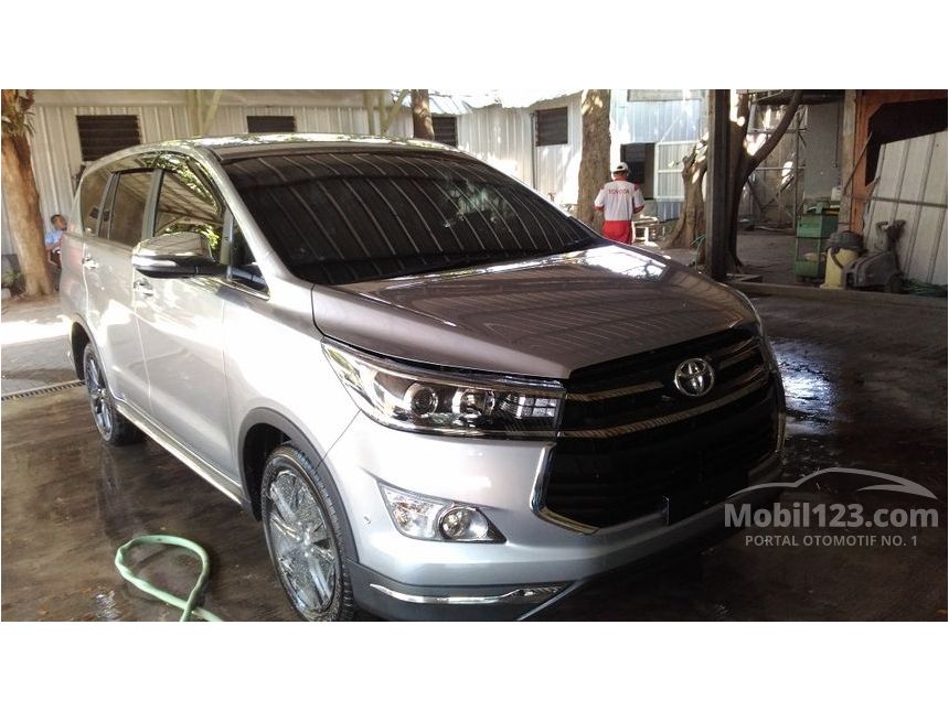 Jual Mobil  Toyota Innova  Venturer  2021  N140 2 4 di Jawa 