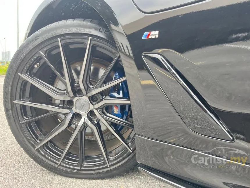 2021 BMW 530e M Sport Sedan