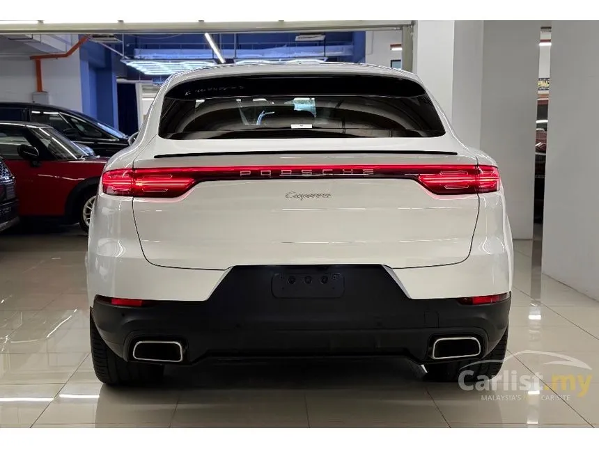 2022 Porsche Cayenne SUV