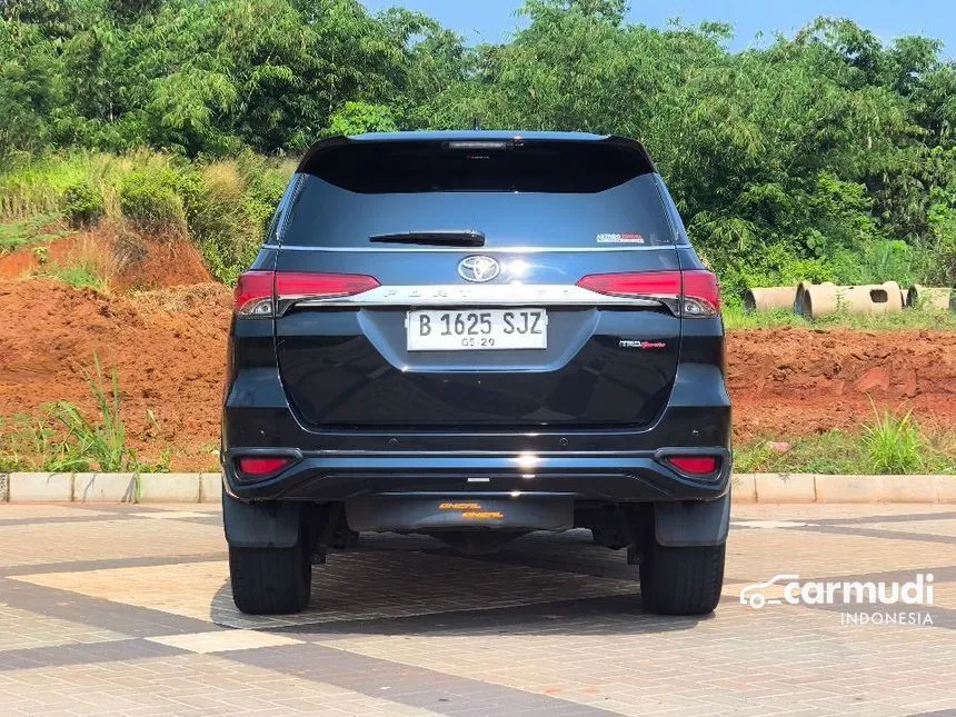 2019 Toyota Fortuner VRZ TRD 4X2 SUV