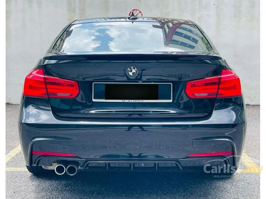 2019 BMW 330e M Sport Sedan