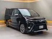 Recon Toyota Voxy 2.0 ZS Kirameki Edition MPV 8 seater.2018.(GRab for good price)